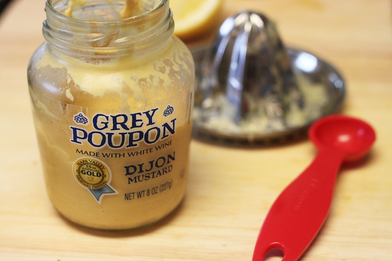 paleo mayonnaise reipce with dijon mustard