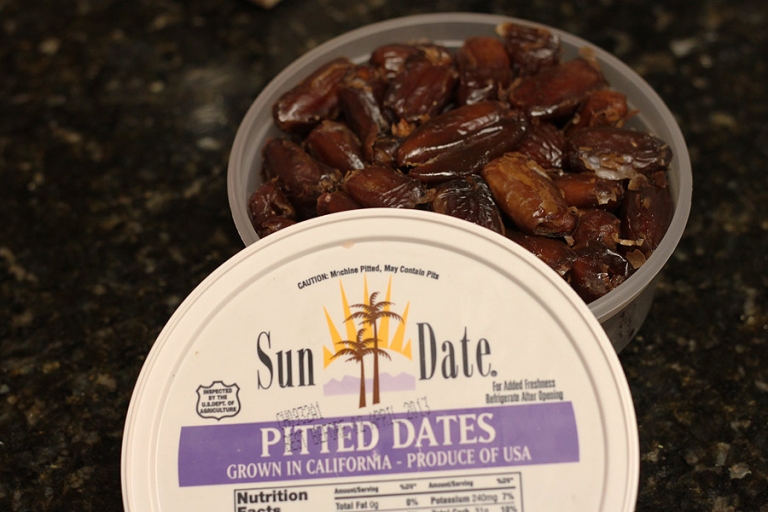 paleo snack recipe with dates